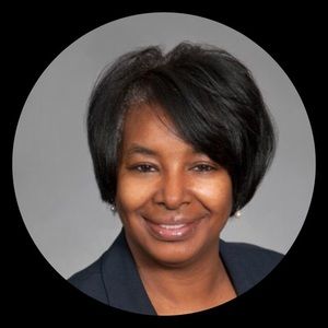 Meet your Posher, Vivickie